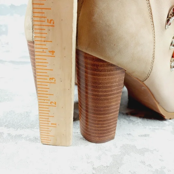 NEW Steve Madden Kare Lace-Up Boot In Sand O151 - Picture 8 of 12